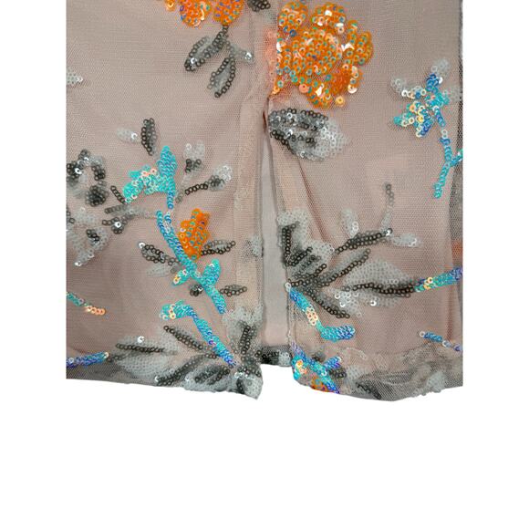 Lucy in the Sky Nude Sequin Floral Dress Size Small - Picture 2 of 10